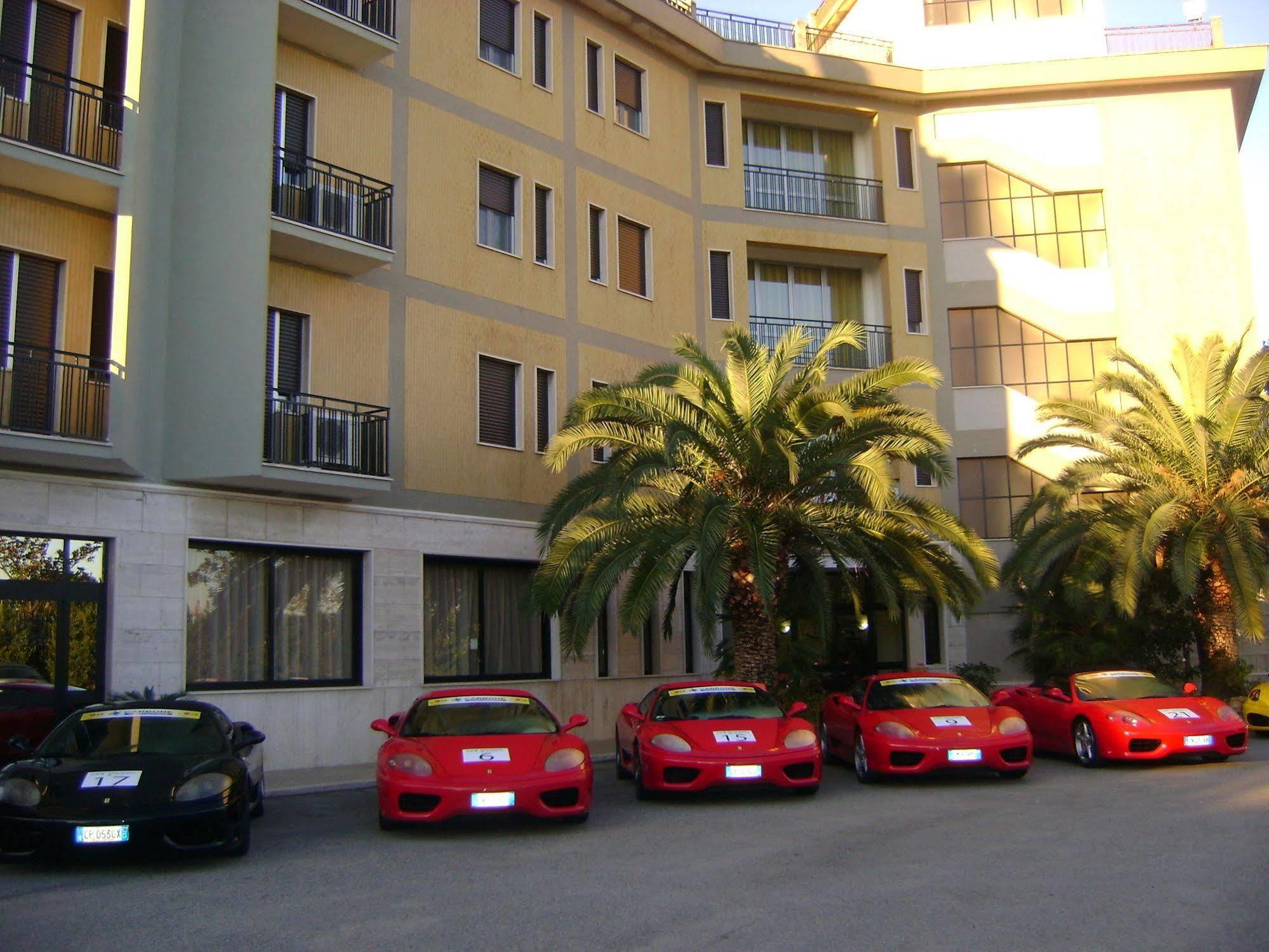 Hotel San Luca 로사노 외부 사진