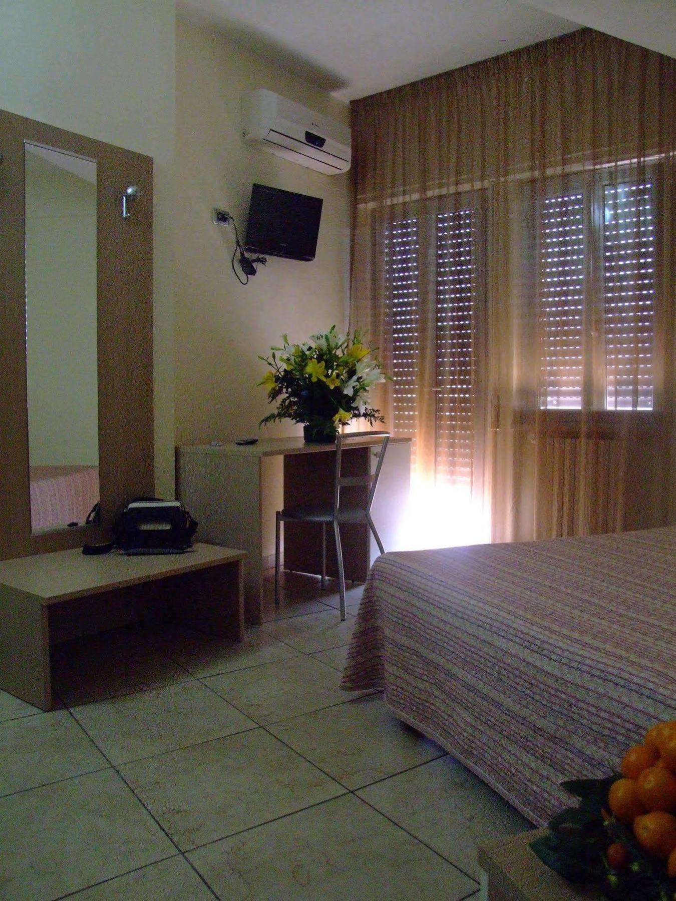 Hotel San Luca 로사노 외부 사진