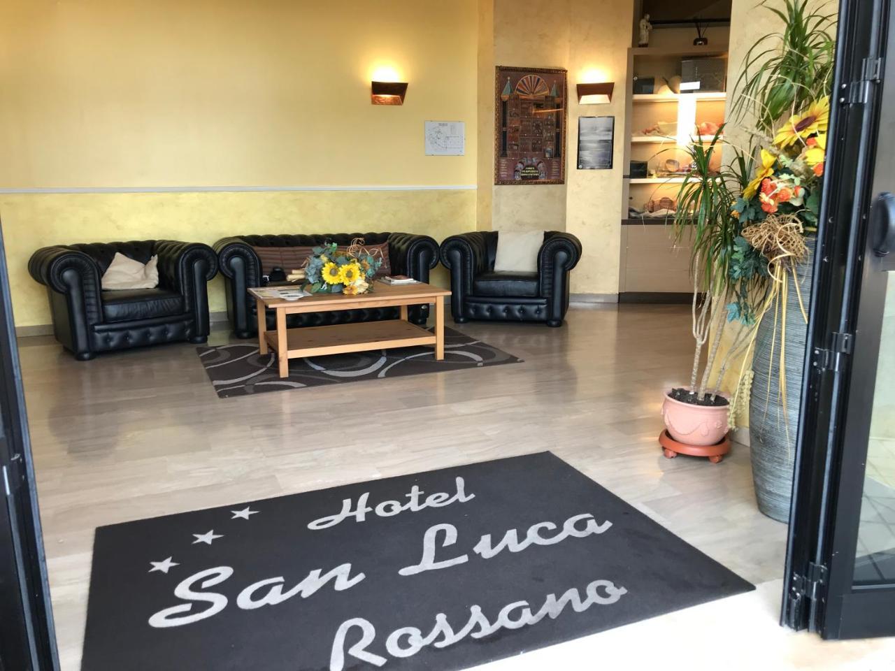 Hotel San Luca 로사노 외부 사진