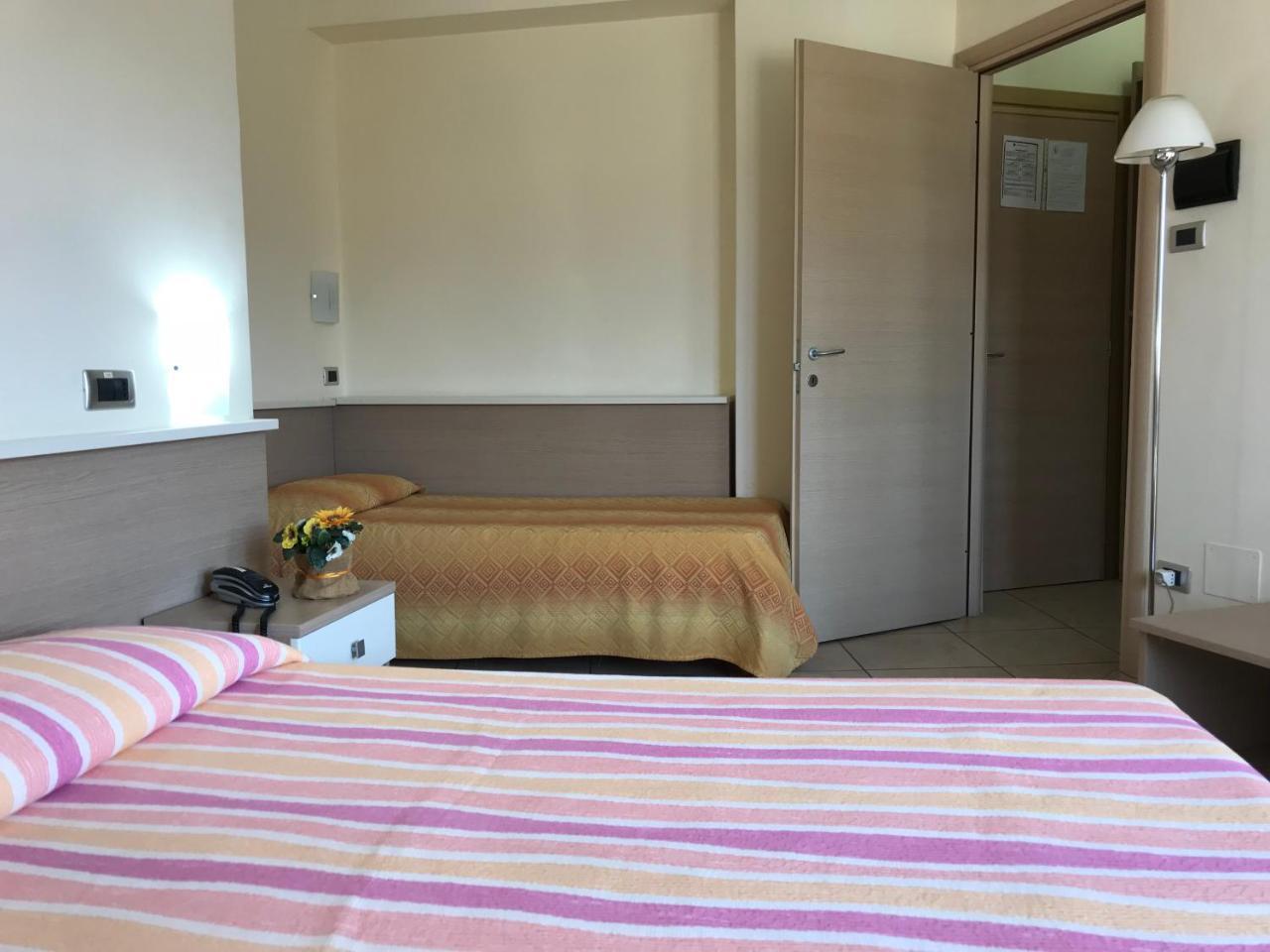 Hotel San Luca 로사노 외부 사진
